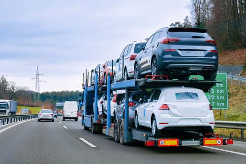 Transporte de Coches en Camiones Porta Vehículos